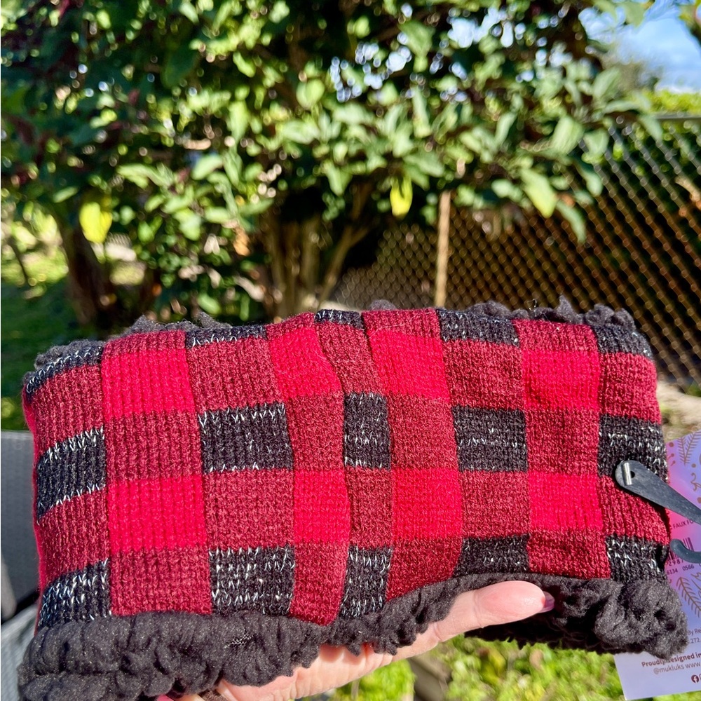 MUK LUKS Buffalo Plaid Reversible Headband in Dark Red/Black with Faux Fur - Picture 12 of 16